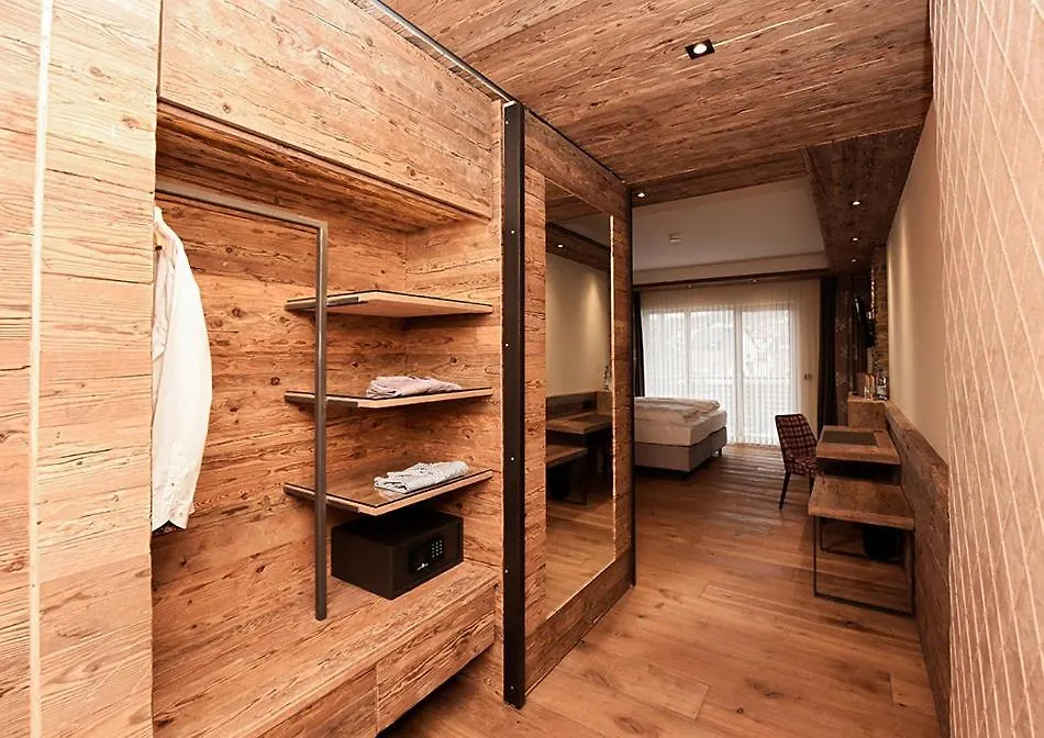 ** Hotel Spessart-Lodge Weibersbrunn Duitsland